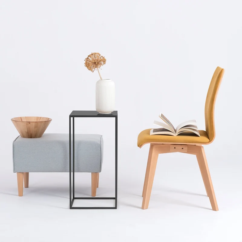 Table d'appoint carrée noire en métal Tensio - Custom Form