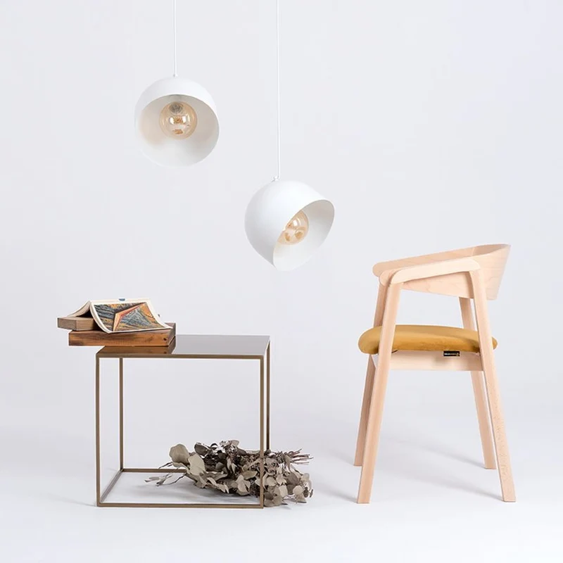 Table d'appoint carré gold en métal Tensio - Custom Form