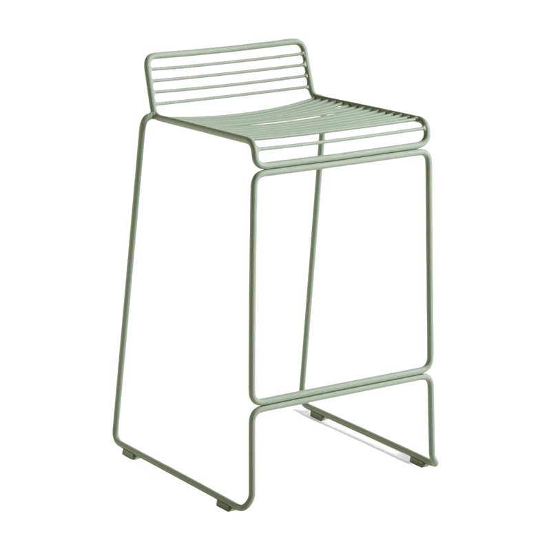 Chaise de bar en métal vert 65 cm Hee - HAY