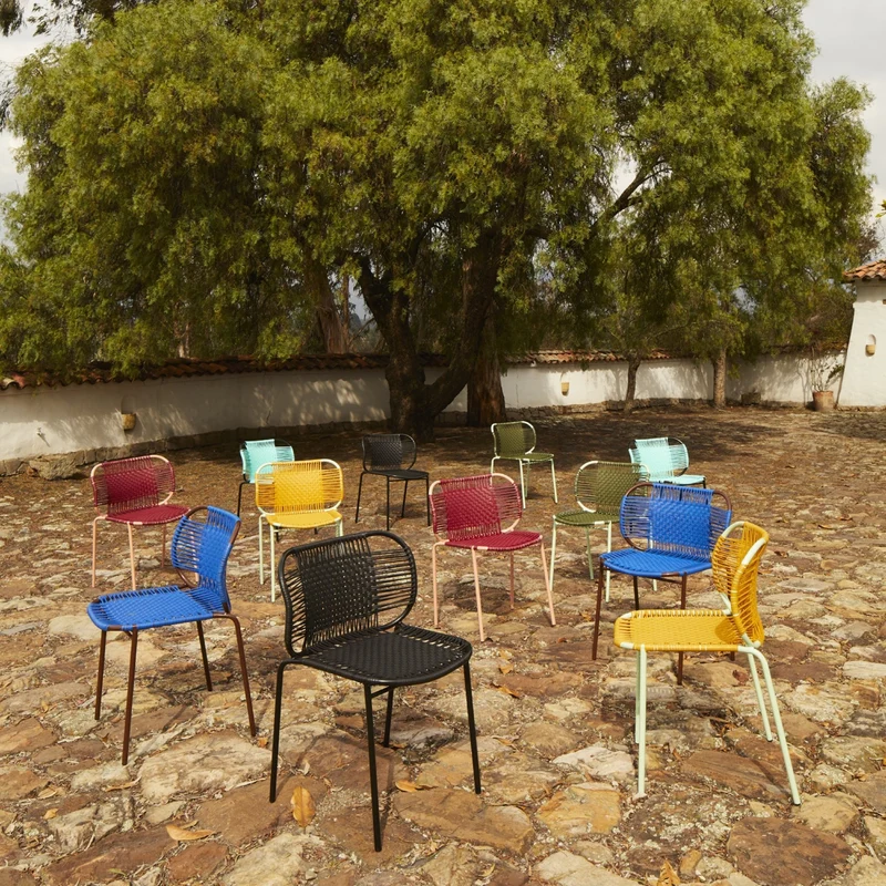 Chaise en acier noir Cielo - Ames