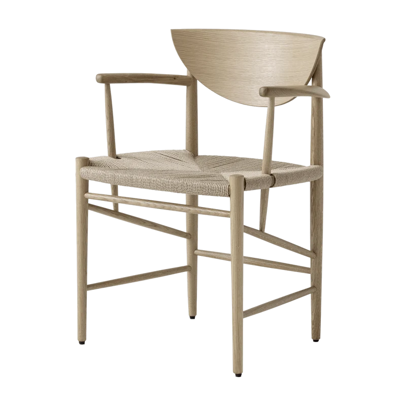 Chaise avec accoudoirs en bois naturel HM4 Drawn - &tradition