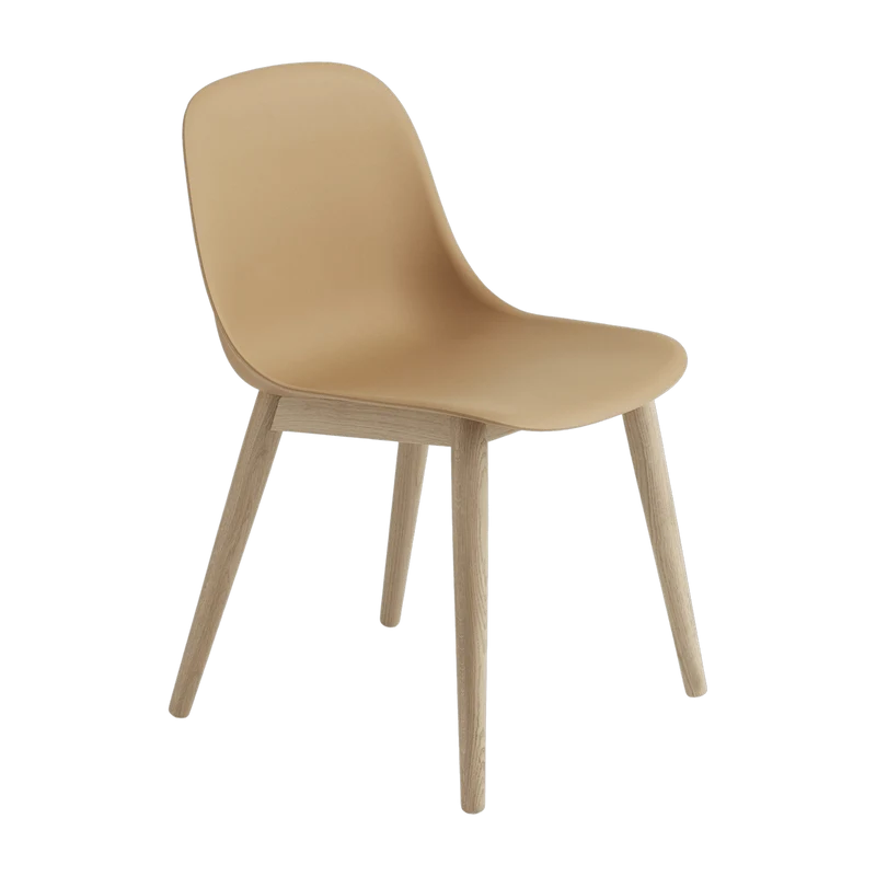Chaise ocre piétement en chêne Fiber - Muuto