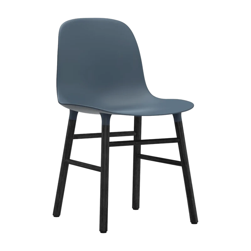Chaise en bois noir et pp bleu Form - Normann Copenhagen