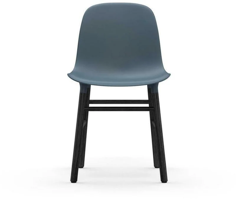 Chaise en bois noir et pp bleu Form - Normann Copenhagen