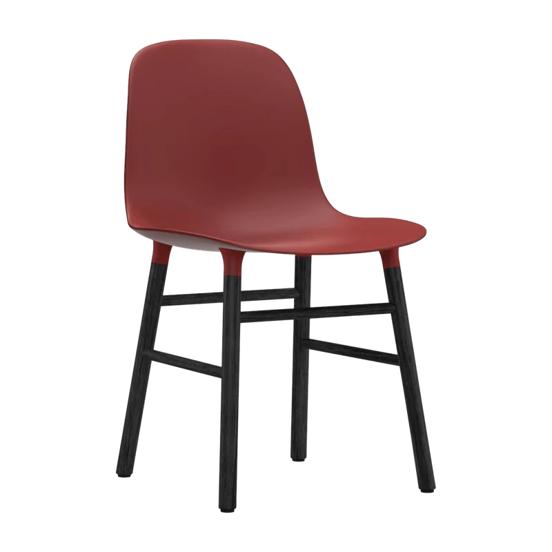 Chaise en bois noir et pp rouge Form - Normann Copenhagen