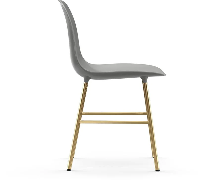 Chaise en laiton et pp gris Form - Normann Copenhagen