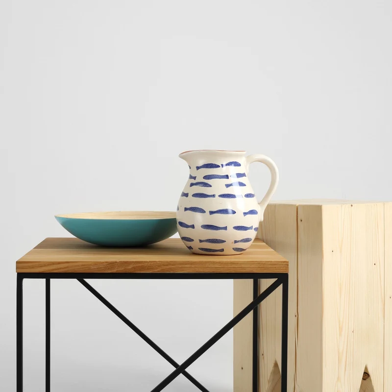 Table d'appoint carré en bois et piètement noir Memo Wood - Custom Form