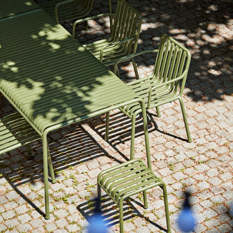 Tabouret en métal olive Palissade - HAY