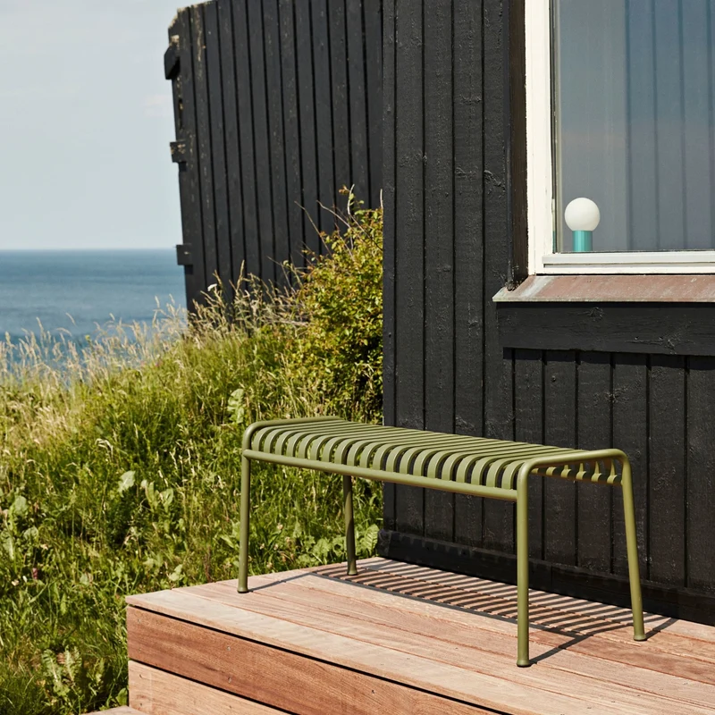 Banc de jardin en métal olive Palissade - HAY
