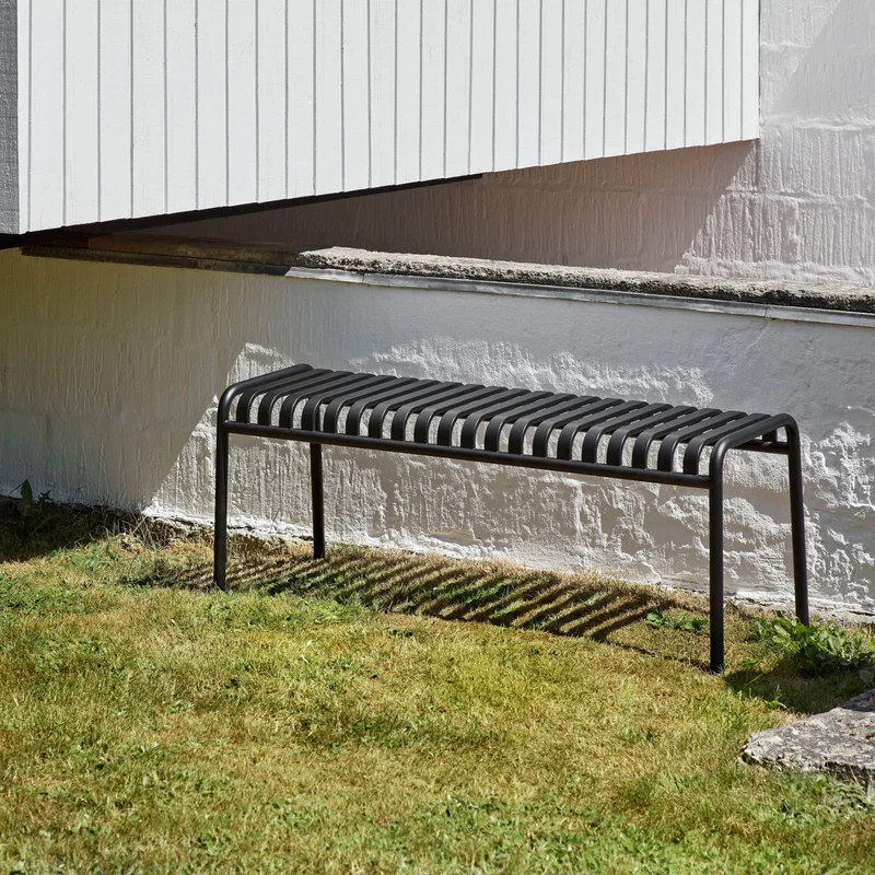 Banc de jardin en métal anthracite Palissade - HAY