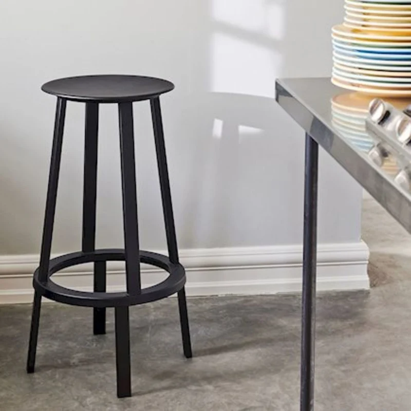 Tabouret de bar 75cm en aluminium noir Revolver - HAY