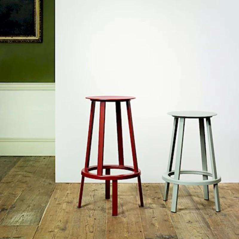 Tabouret de bar 75cm en aluminium noir Revolver - HAY