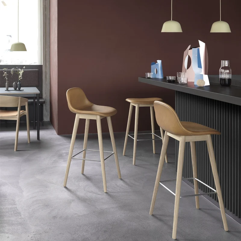 Tabouret de bar 75 cm blanc piétement tubes Fiber - Muuto