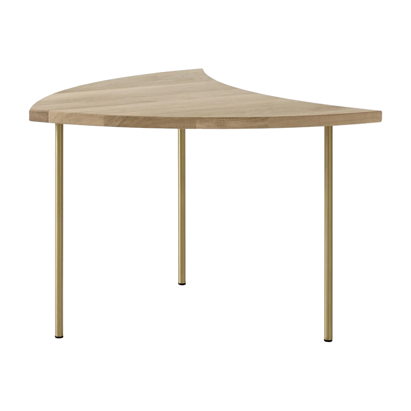 Table basse en chêne huilé et pieds laiton Pinwheel HM7- &tradition