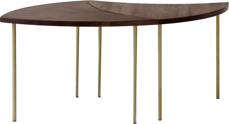 Table basse en noyer et pieds laiton Pinwheel HM7- &tradition