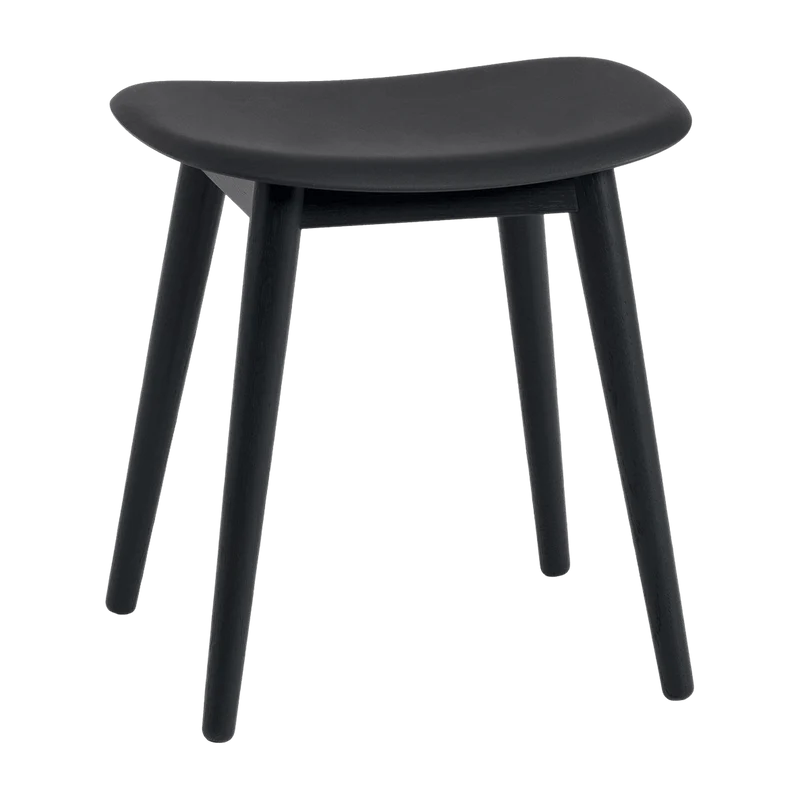 Tabouret noir piétement en chêne Fiber - Muuto