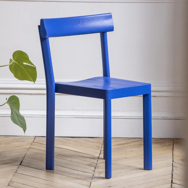 Chaise en chêne bleu Galta - Kann Design
