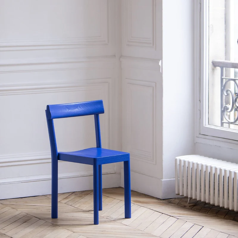 Chaise en chêne bleu Galta - Kann Design