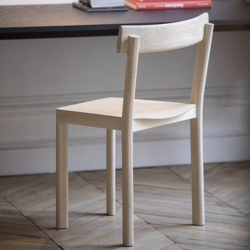 Chaise en frêne Galta - Kann Design