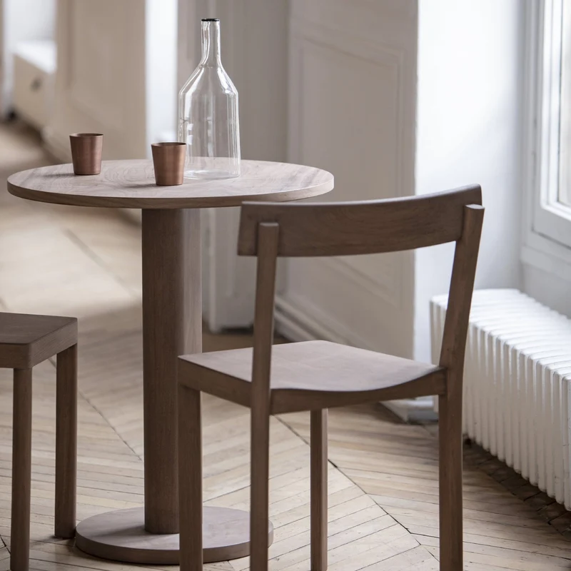 Chaise en noyer Galta - Kann Design