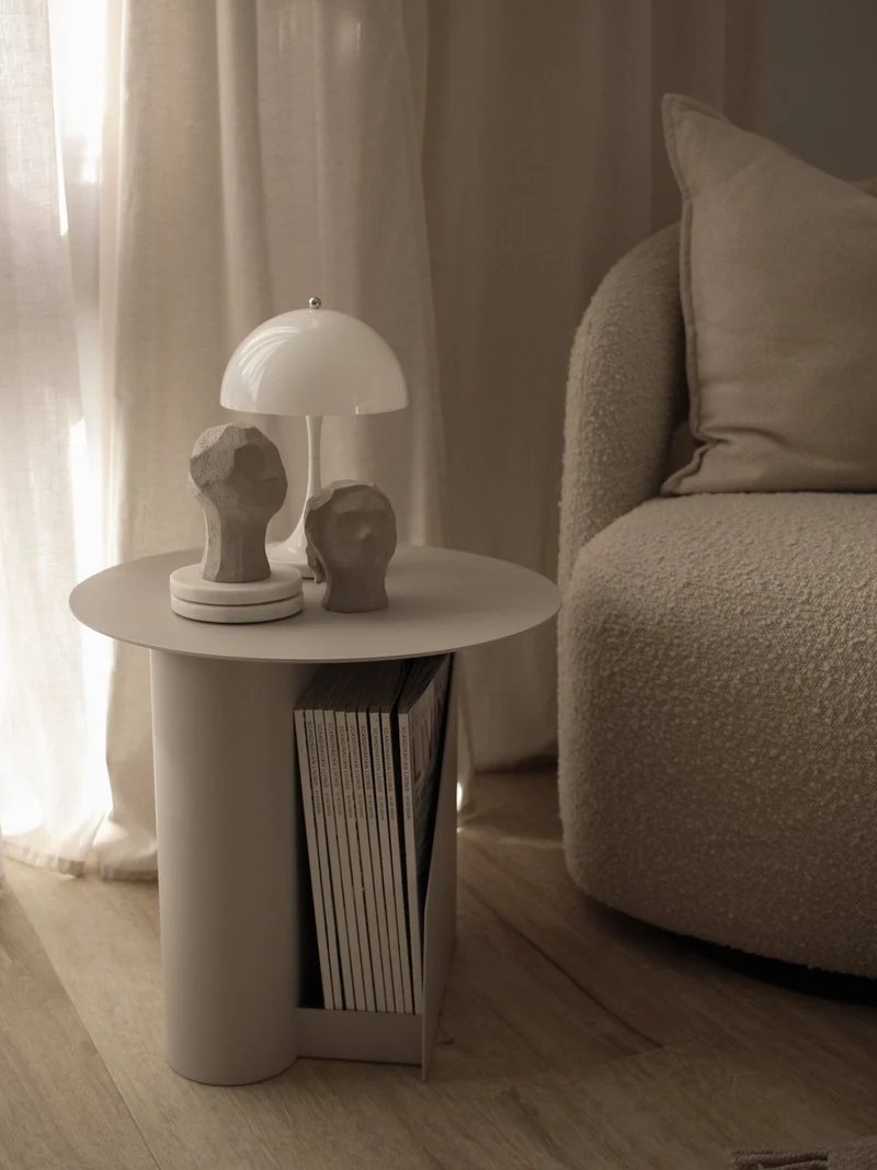 Table d’appoint en métal gris chaud 36x40cm Sentrum - Woud