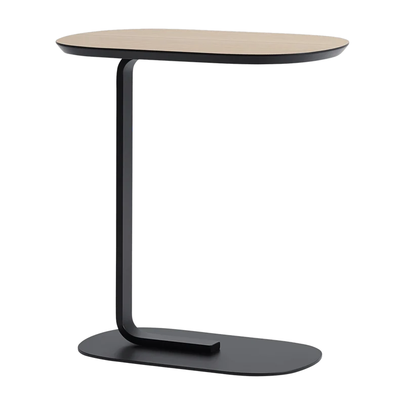 Table d'appoint noire plateau en chêne Relate - Muuto