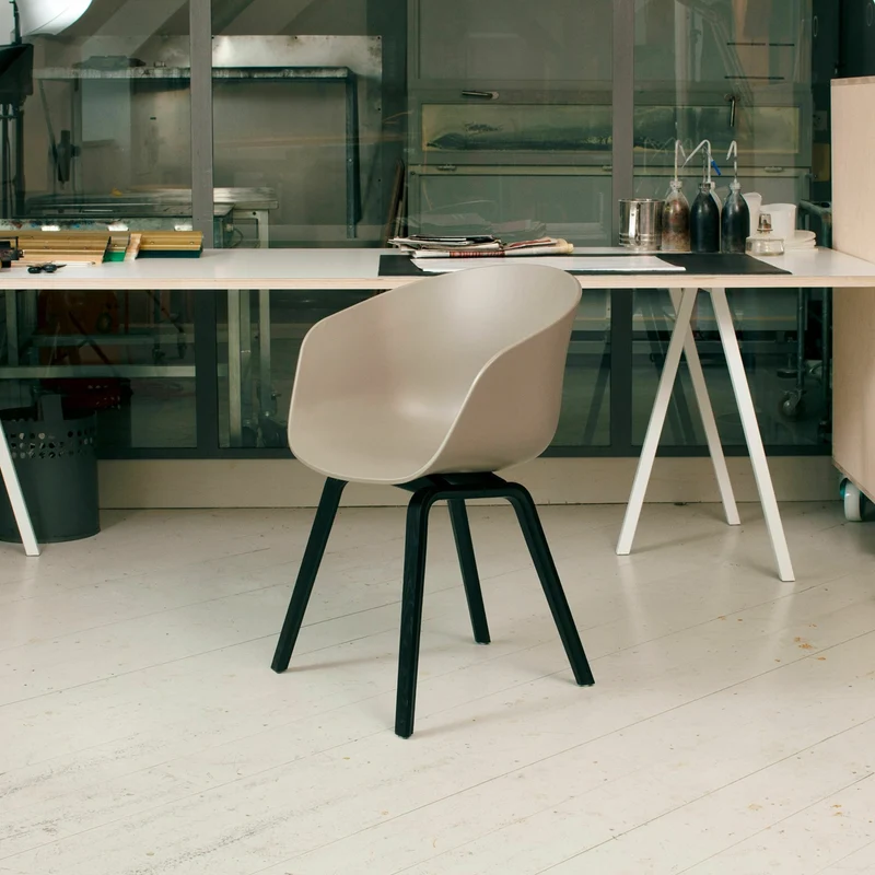 Table en acier blanche L180 cm Loop Stand - HAY