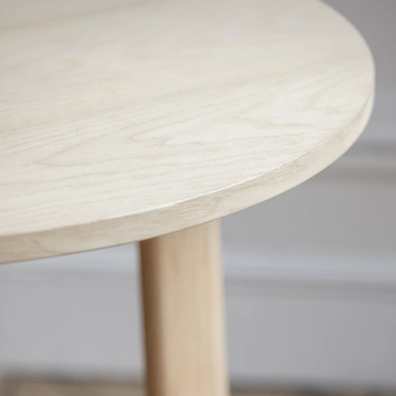 Table ronde en frêne Galta - Kann Design