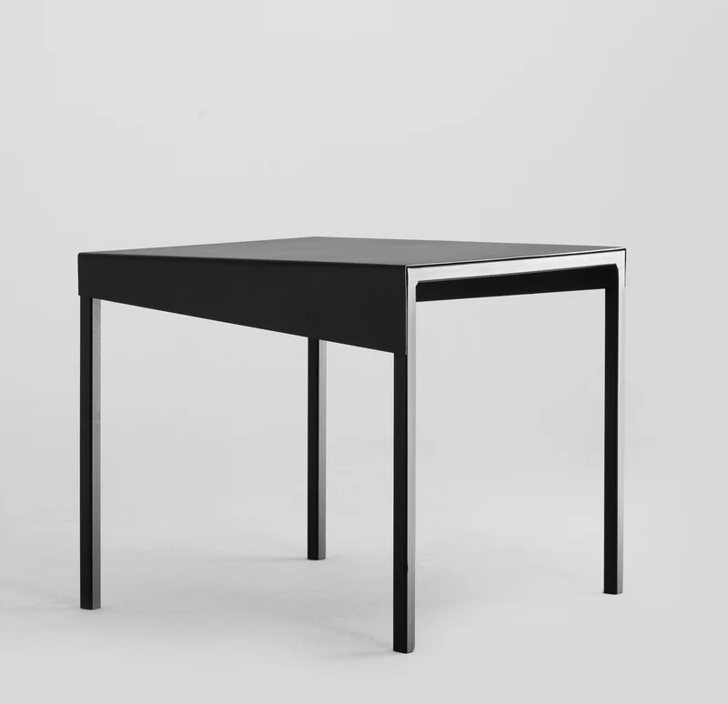 Table basse en métal noir Obroos - Custom Form