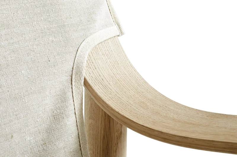 Fauteuil en chêne avec housse en toile écru Bernard - HAY