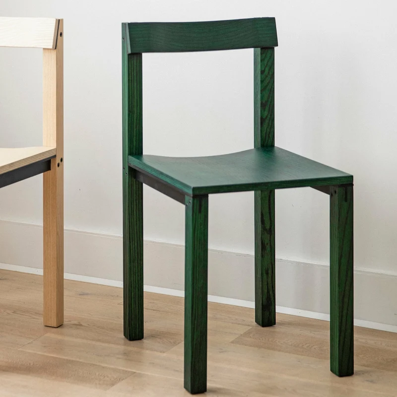 Chaise design en chêne vert Tal - Kann Design