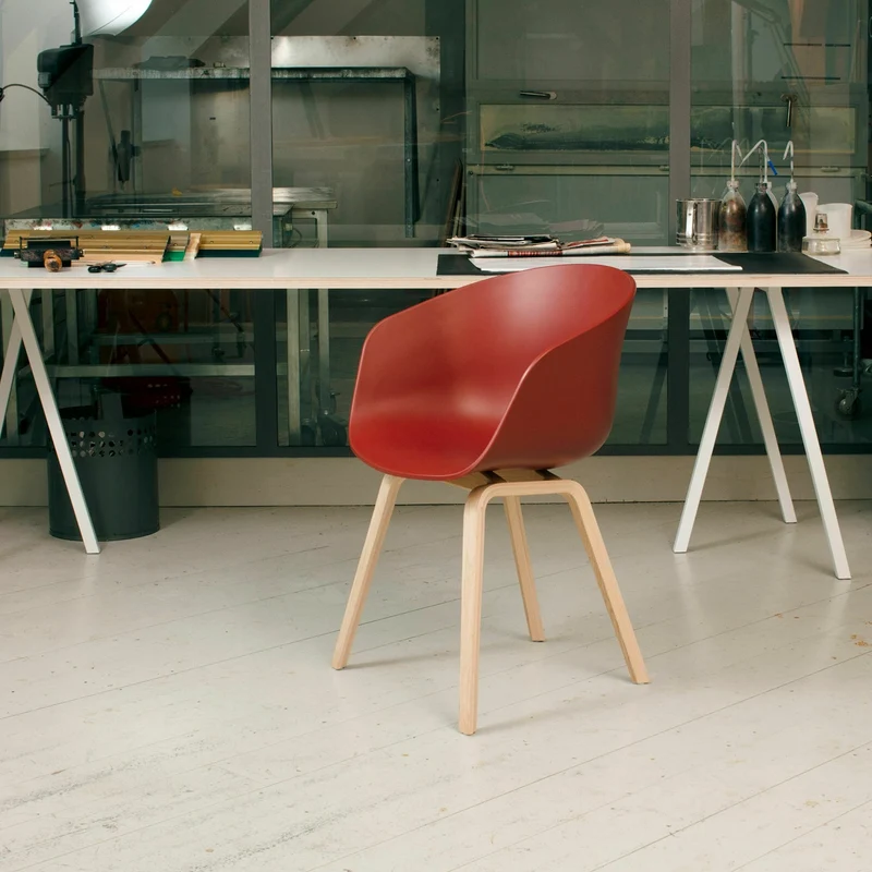 Set de 2 grands tréteaux en acier blanc Loop Stand - HAY