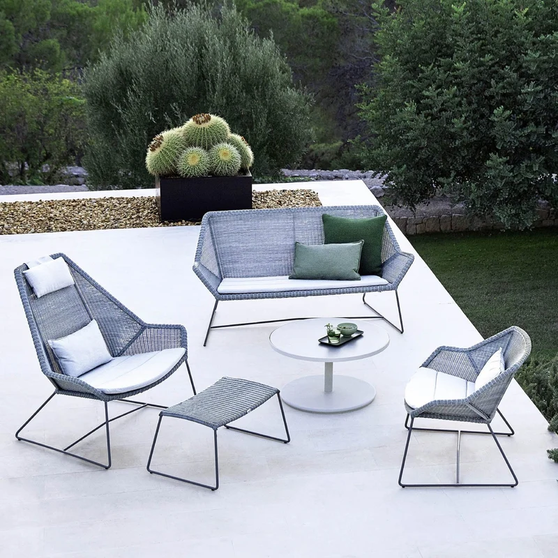 Canapé gris avec coussin d'assise écru Breeze - Cane-Line