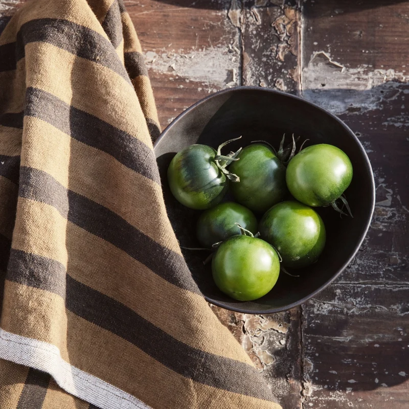 Bol en porcelaine noir M Flow - Ferm Living