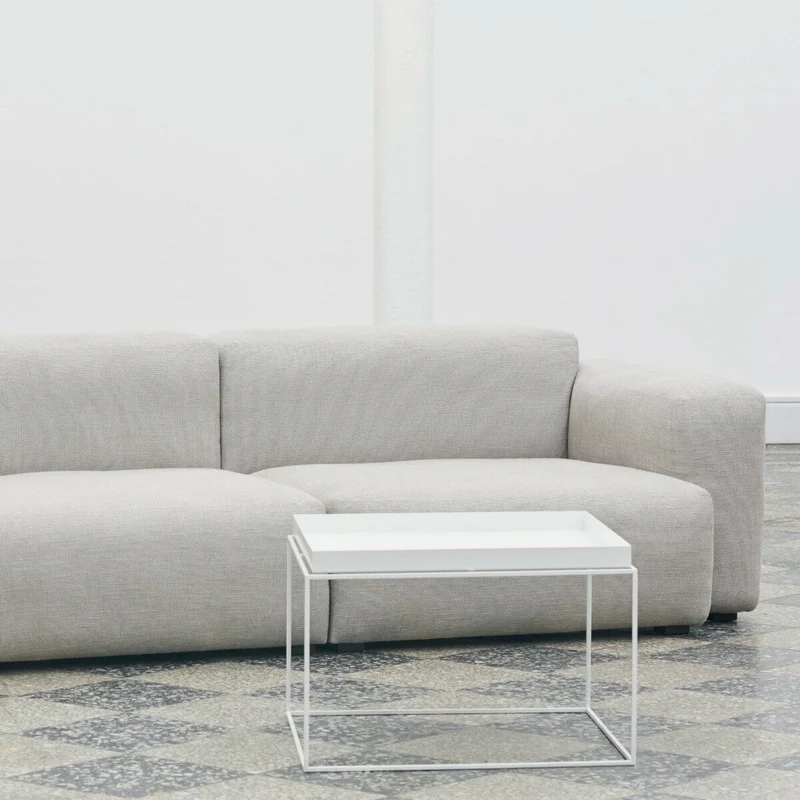 Table d'appoint rectangulaire en métal blanc 40 x 60 x 54 cm Tray - HAY