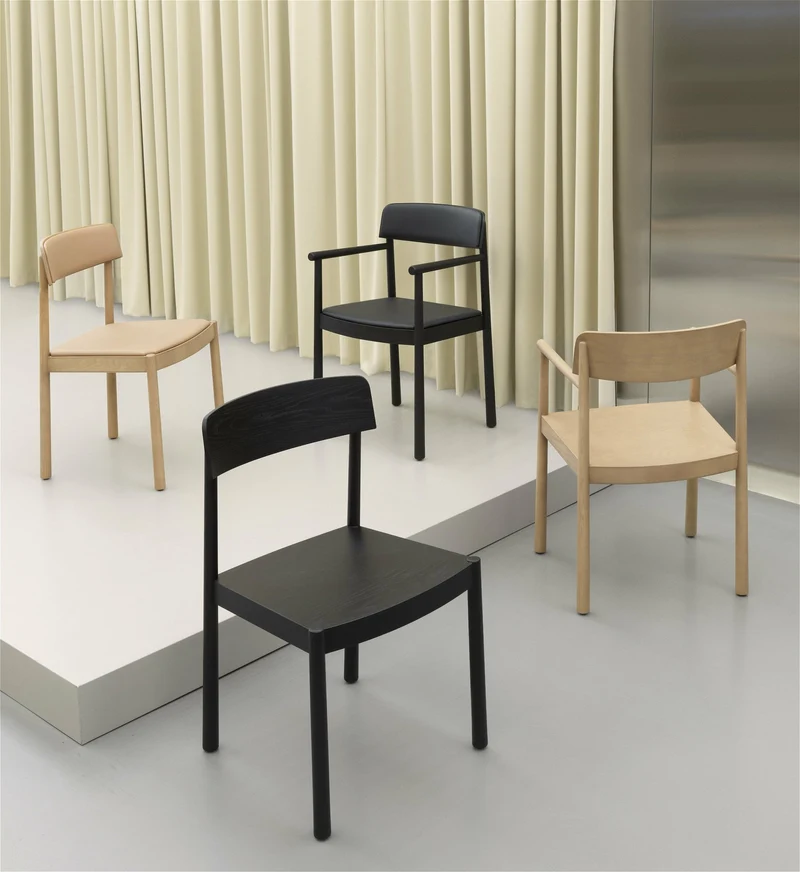 Chaise en bois de frêne noire Timb noir - Normann Copenhagen