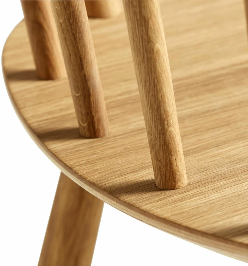 Chaise en bois de chêne naturel - HAY