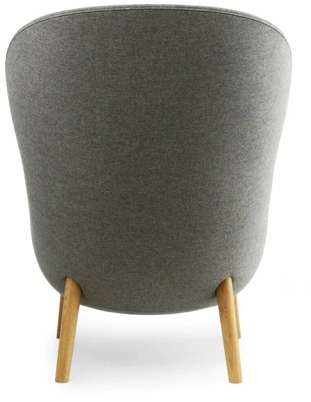 Fauteuil haut en chêne et tissu gris Hyg - Normann Copenhagen
