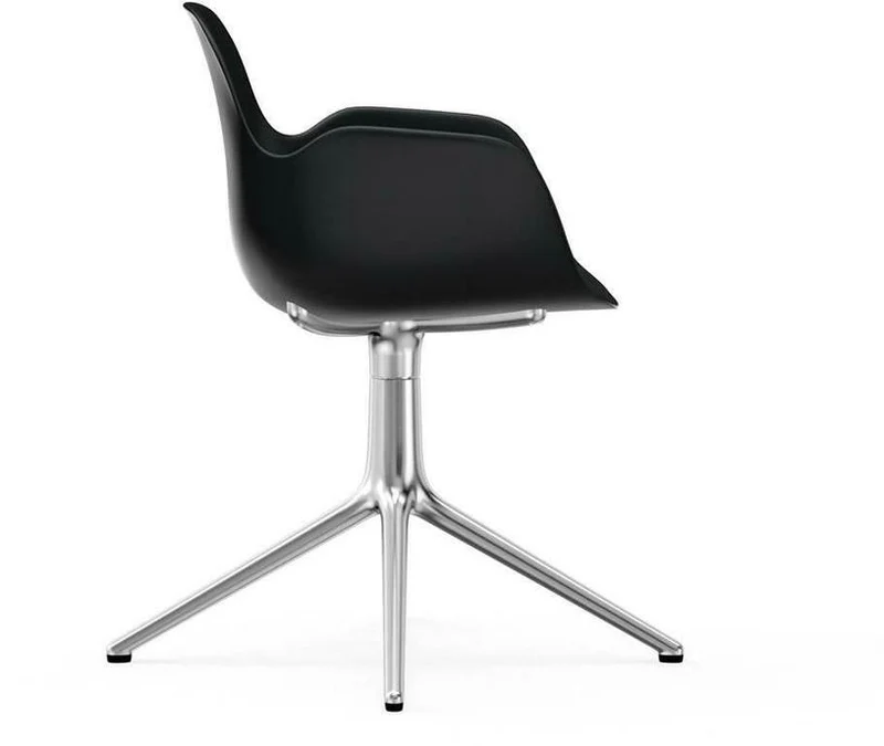 Chaise avec accoudoirs en aluminium et pp noir Form - Normann Copenhagen
