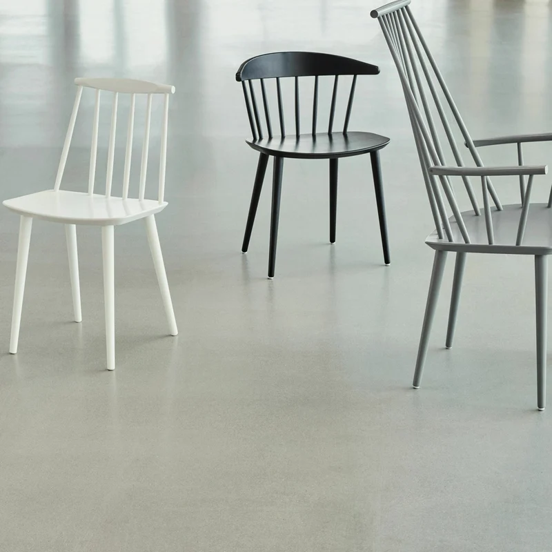 Chaise en bois de hêtre naturel J 104 - HAY