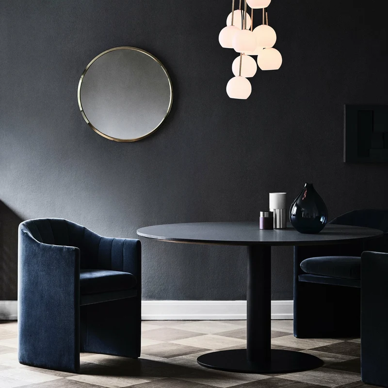 Table à manger ronde en marbre noire et base en acier noire 150 cm In Between SK20 - &Tradition