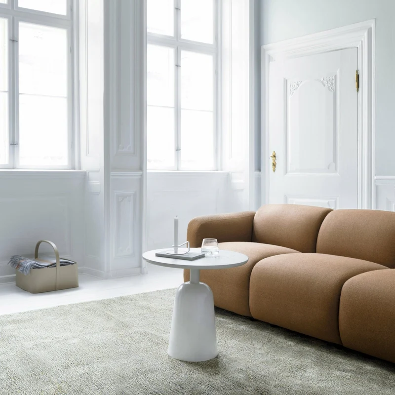 Table basse en acier warm grey Turn table Warm Grey - Normann Copenhagen