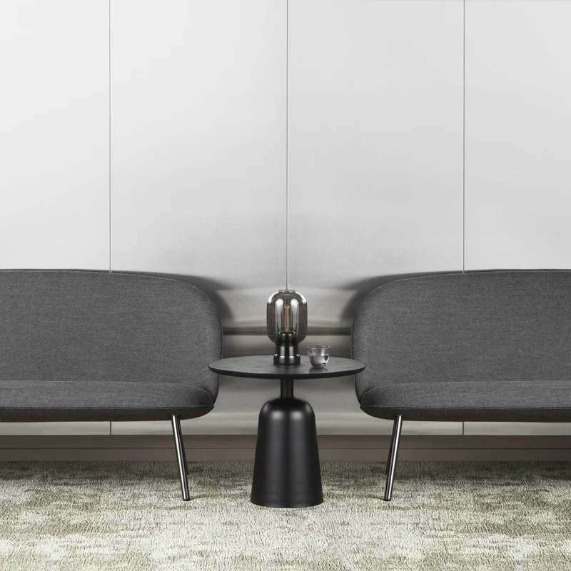 Table basse en acier noire Turn table noir - Normann Copenhagen