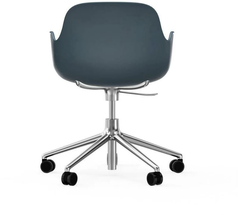 Chaise de bureau avec accoudoirs en aluminium et pp bleu Form - Normann Copenhagen