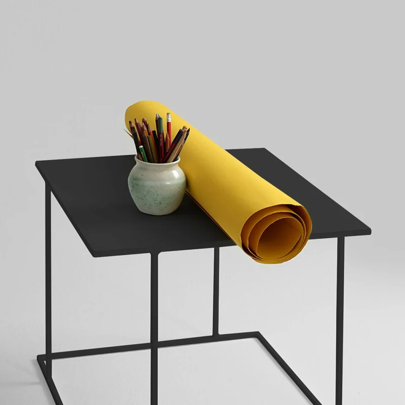 Table d'appoint carré en métal noir Walt - Custom Form