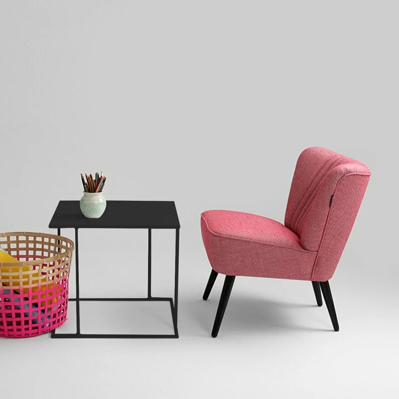 Table d'appoint carré en métal noir Walt - Custom Form