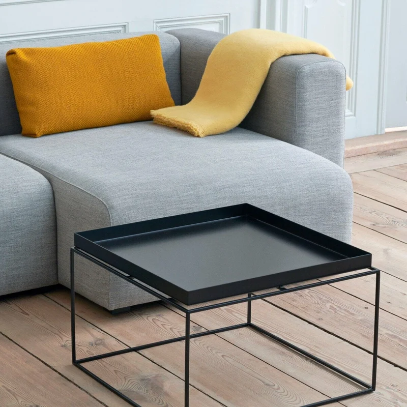 Table basse carrée en métal noir 40 x 40 x 44 cm Tray - HAY