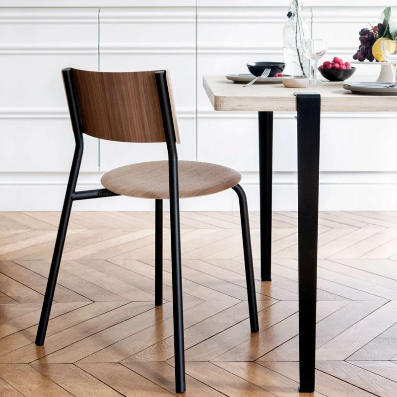 Chaise en bois de noyer noir graphite SSD - TIPTOE