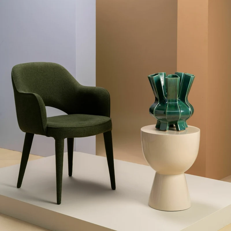 Tabouret beige laqué Tip Tap - Pols Potten