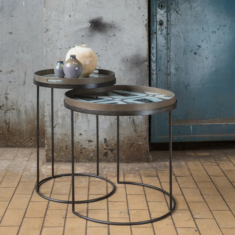2 tables d'appoint en métal à plateau rond S/L - Ethnicraft Accessories